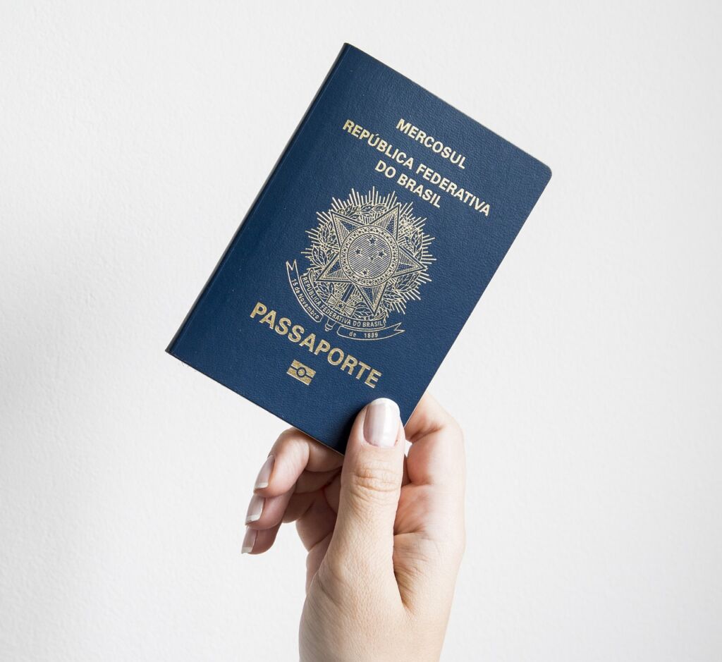 passport, visa, immigration-2510289.jpg